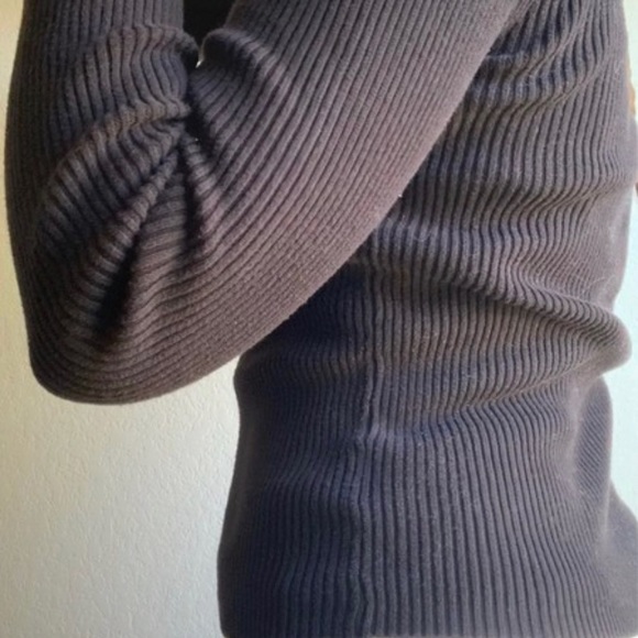 Long sleeve Black Turtle Neck 100% cotton Size Small 4/6 - Picture 8 of 8